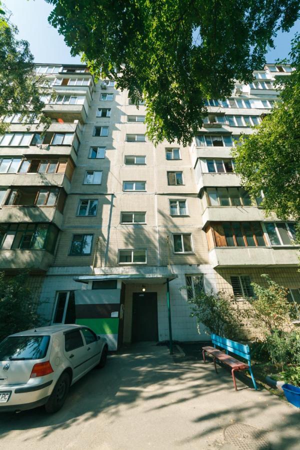 Уютная Квартира На Лукьяновке Kiev Exterior foto